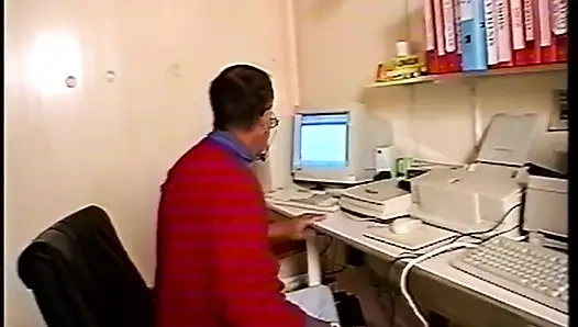 Busty Mature Babe Stretched Wide by Office Phone and Throbbing Cock