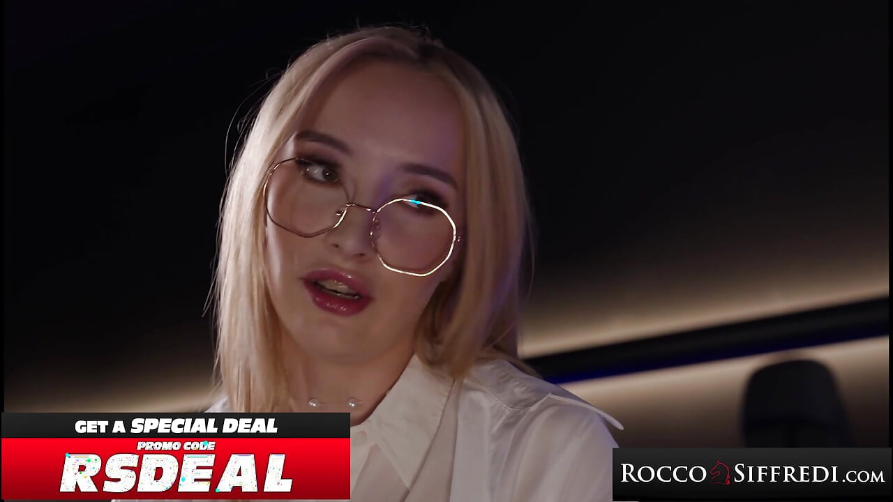 ROCCO SIFFREDI - Pinakamabangis na Anal na Kantutan ng Malaking Suso na si Polly Yangs