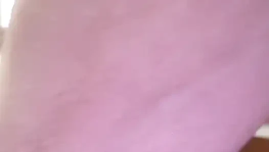 Cewek ini lagi masak sambil bugil