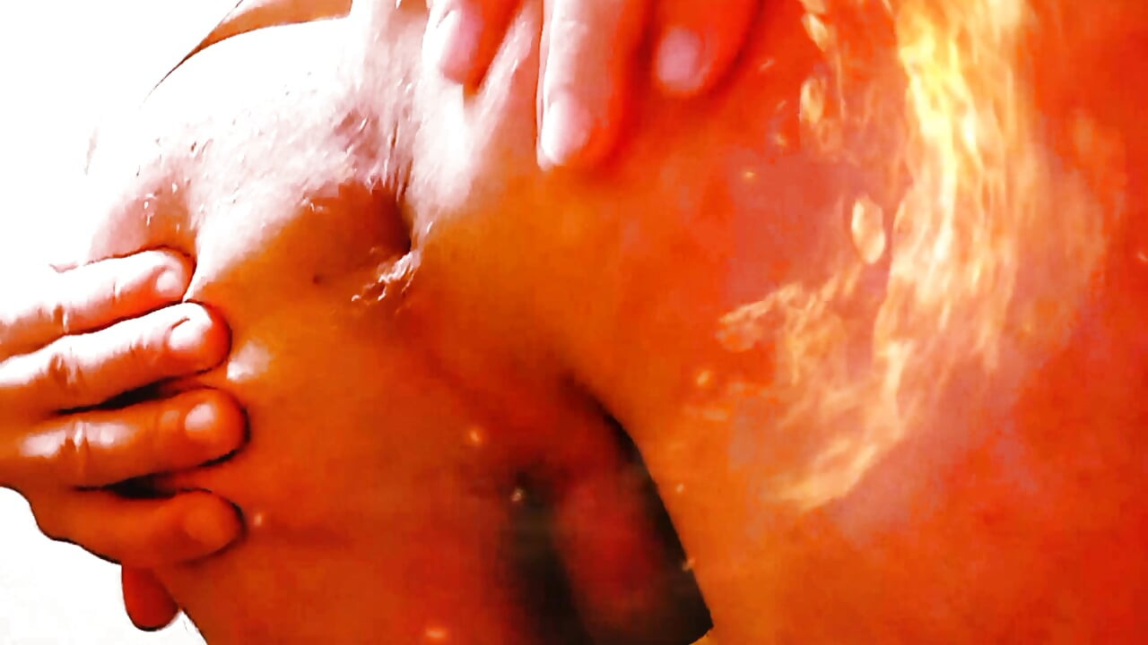 Asshole Lips And Hot Buttocks