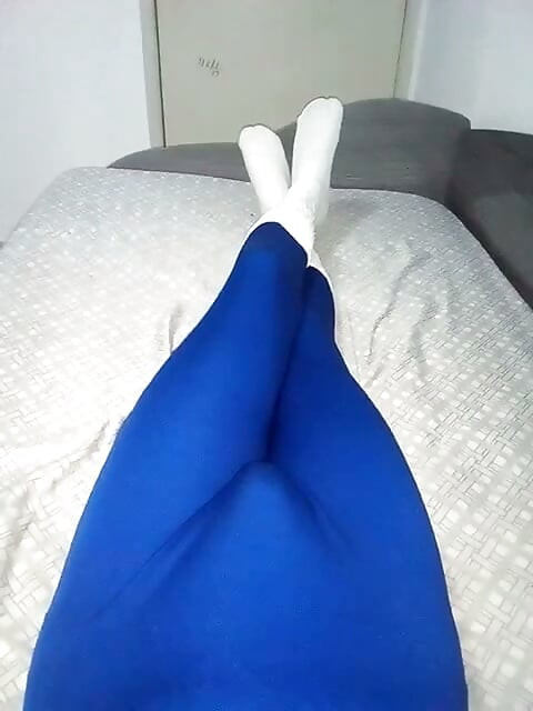 Mavi zentai kostümle eğlen