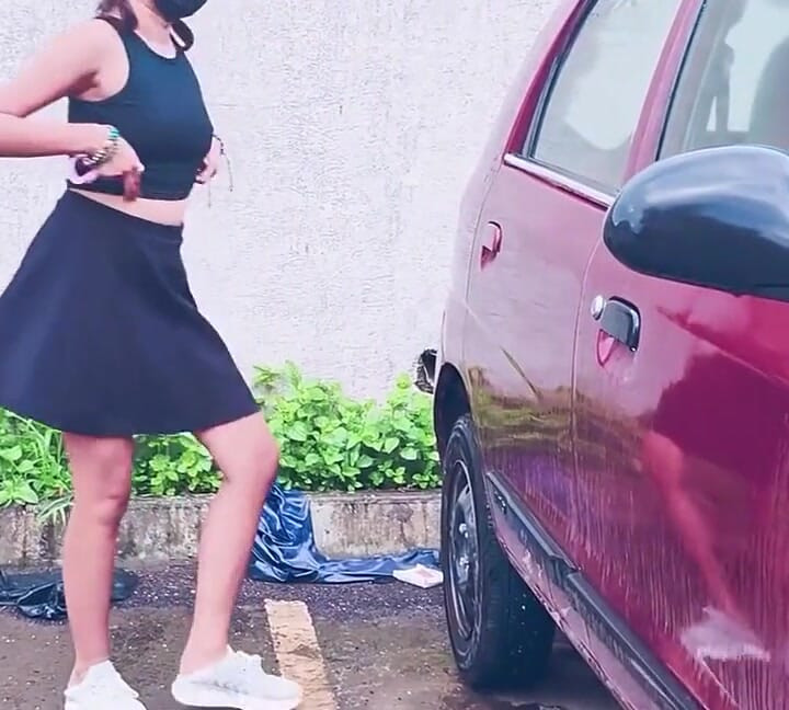 Stranger Car Tyre Squirt, Road Side Pussy Finger and Squirt and Ass Spank