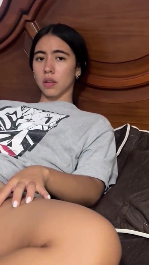 I help my little stepsister with sex and I fuck her and end up cumming in her pussy. | Clip 1