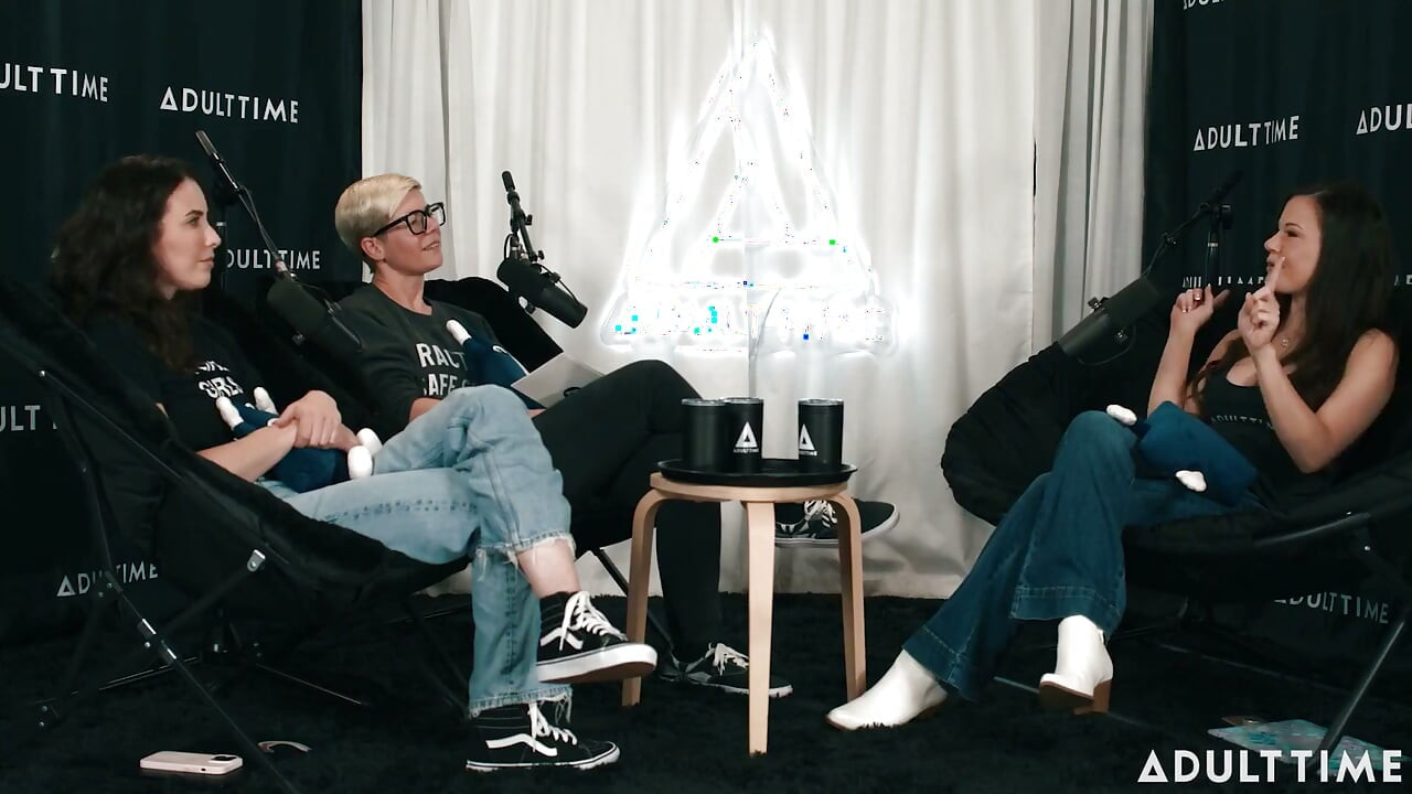 Alison Rey & Casey Calvert Body Counts, Slut Eras, & Taylor Swift το Podcast Adult Time