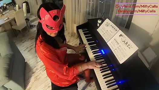 Piyano dersi baştan çıkarma kırmızı iç çamaşırı, derin zevk ve dağınık ağız bitirmek