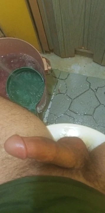 Handjob for cummings fun