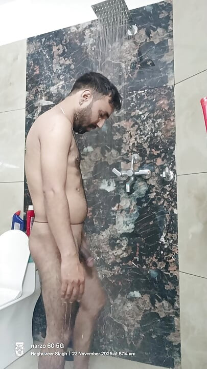 Indian second hand police officer grandpa dusre ki gand maarte hue