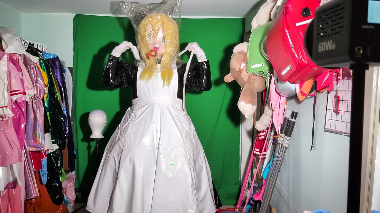 Kigurumi meid diverse ademspelspelletjes met tassen
