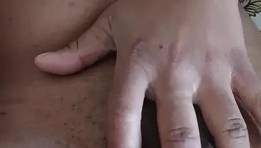 Горячая худенькая женщина
