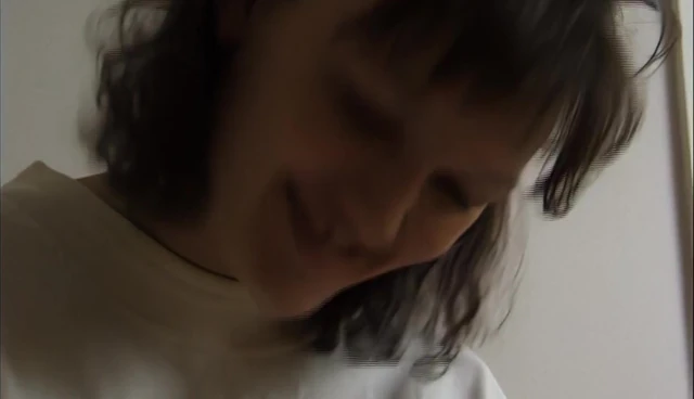 She has desire to show me her pussy and pulls her lips apart