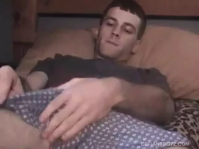 Ο νεαρός Johnny Ice ξεκολλάει