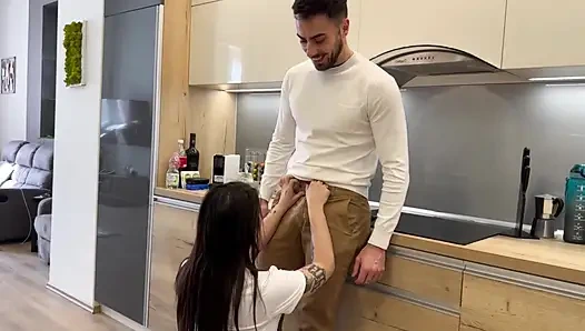 Emlakçıyla anal sikiş