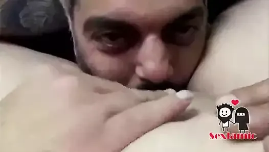 Иранский мужчина лижет киску своей девушки