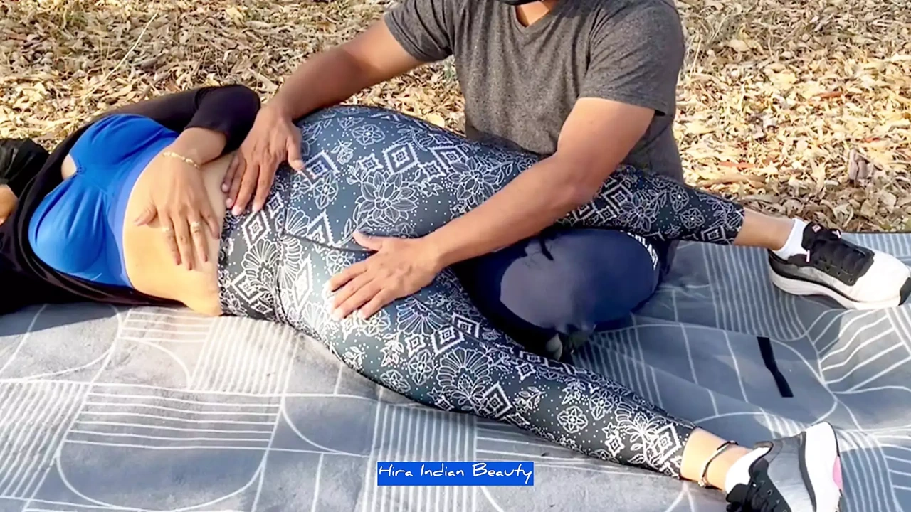Steamy Outdoor Romance: Desi Wife’s Sensual Massages & Big Ass ASMR in Picnic Park