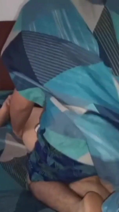 Indian mature woman fucks in her bombay house with her lover a Thai guy | Clip 1