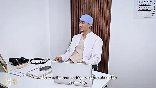 Анатомия Марианны Глава V: Д-р Мартикс принимает член своего доктора в своем офисе - Mariana Martix и Milan Rodriguez