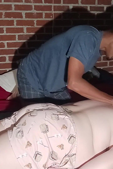 Dejte nedbalé Lynn masáž Pt. 1