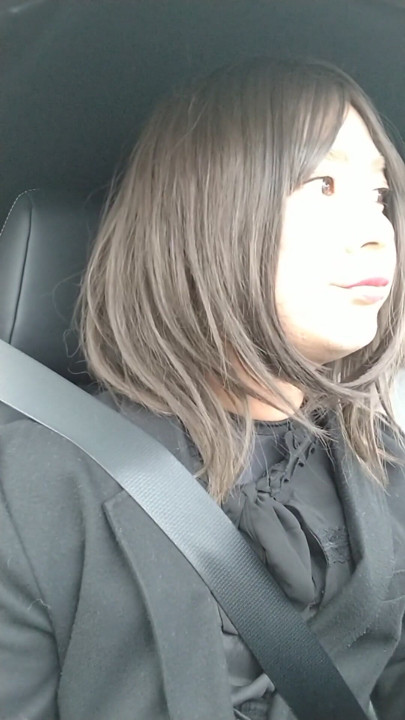 A cross-dressing boy wearing Gothic wore black full-body tights as an inner layer and drove with masturbation in the car. | Clip 1