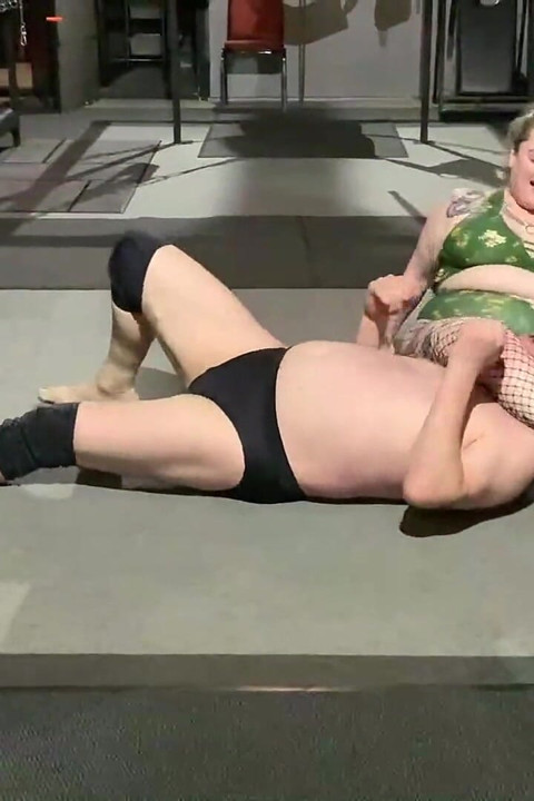 Bambi Vs Stephen Match 2