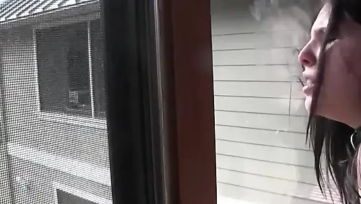 Kekasih lesbian dari klitoris kekasihnya