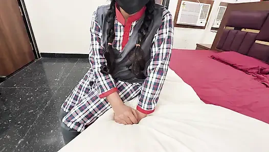 School Girl Ne Exam Mein Pass Hone Ke Liye Teacher Ke Sath Sex Kiya Virgin