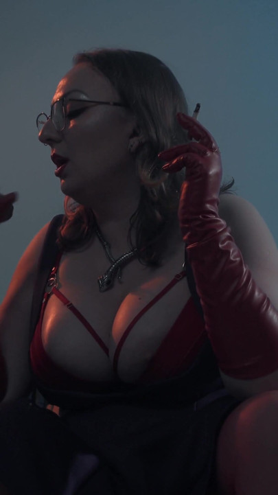 Spitting Blowjob Smoking MILF - Dominant Bitch in Glasses & Leather Gloves Edges & Bites Cock | Clip 1