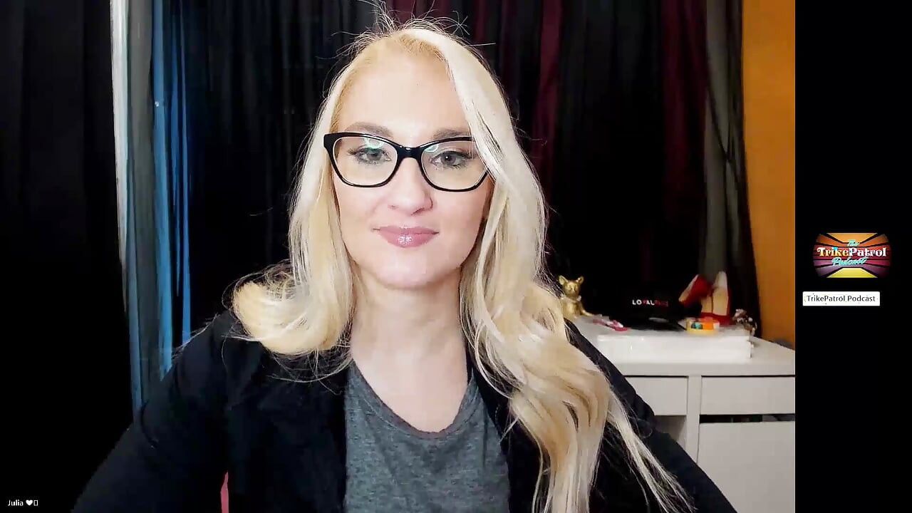 Trikepatrol Interview #70 - Julia Robbie