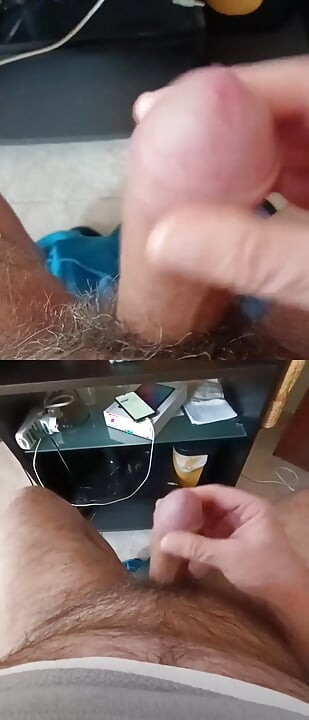 I Jerk My Dick on the Double Screen