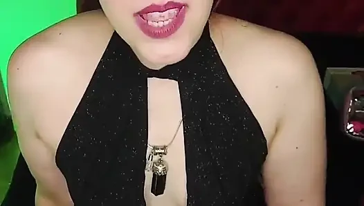 Kıskanç üvey annen cinsel mahçupunu bozuyor ve bunu sana iyi yapıyor Gauchita