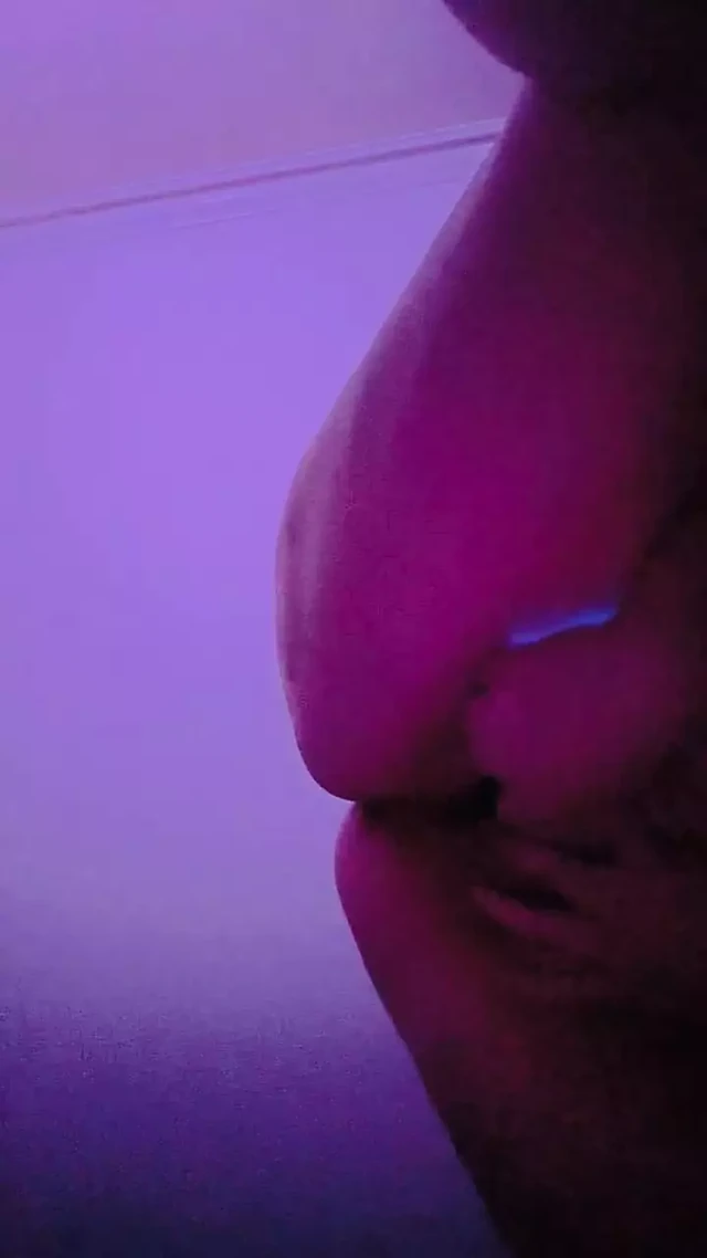 Cumming in hot