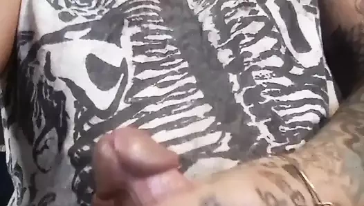 Sometimes a sporty t girls just gotta cum