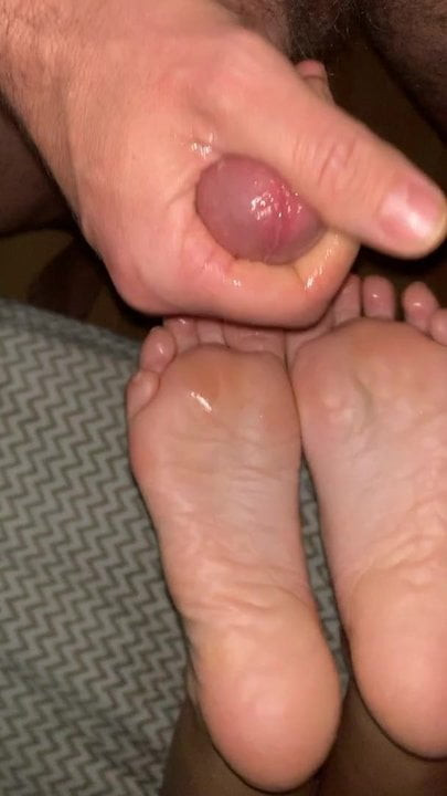 Cum soles feet