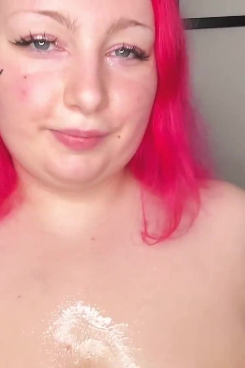 Oiled BBW Cunt Training with Big Glass Dildo