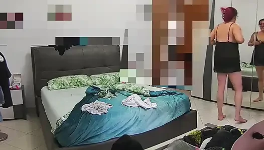 Chupita84 membuat video sambil masturbasi