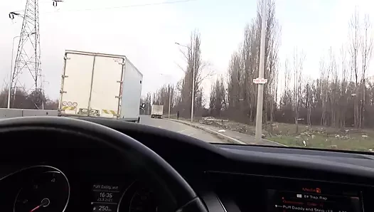 Ich bekomme einen blowjob im auto