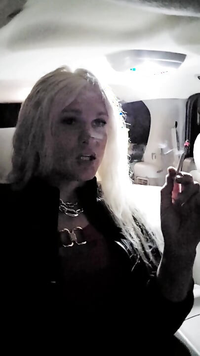 Smoking 120s Carplay