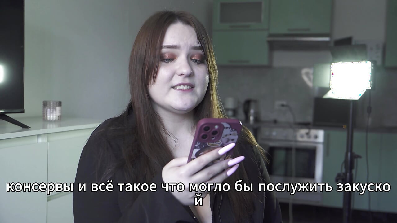 Poveste porno - sex în trei neașteptat într-o cabană de vânătoare din pădure (rus, încornorat, anal)