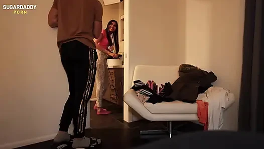 Sepong ceroboh sugardaddy. Butuh Beberapa Dolar..
