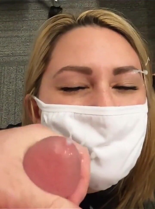 Girl Gives New Boss a Blowjob During Job Interview