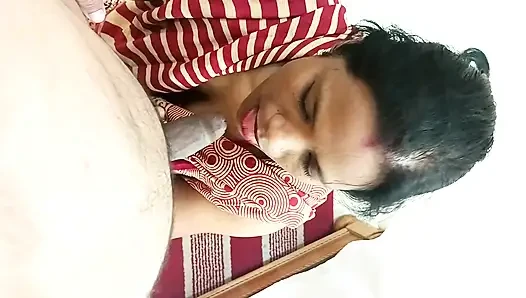 Schönes indisches heißes dorf bhabhi blowjobs und harter sex in masti in sehr nahaufnahme