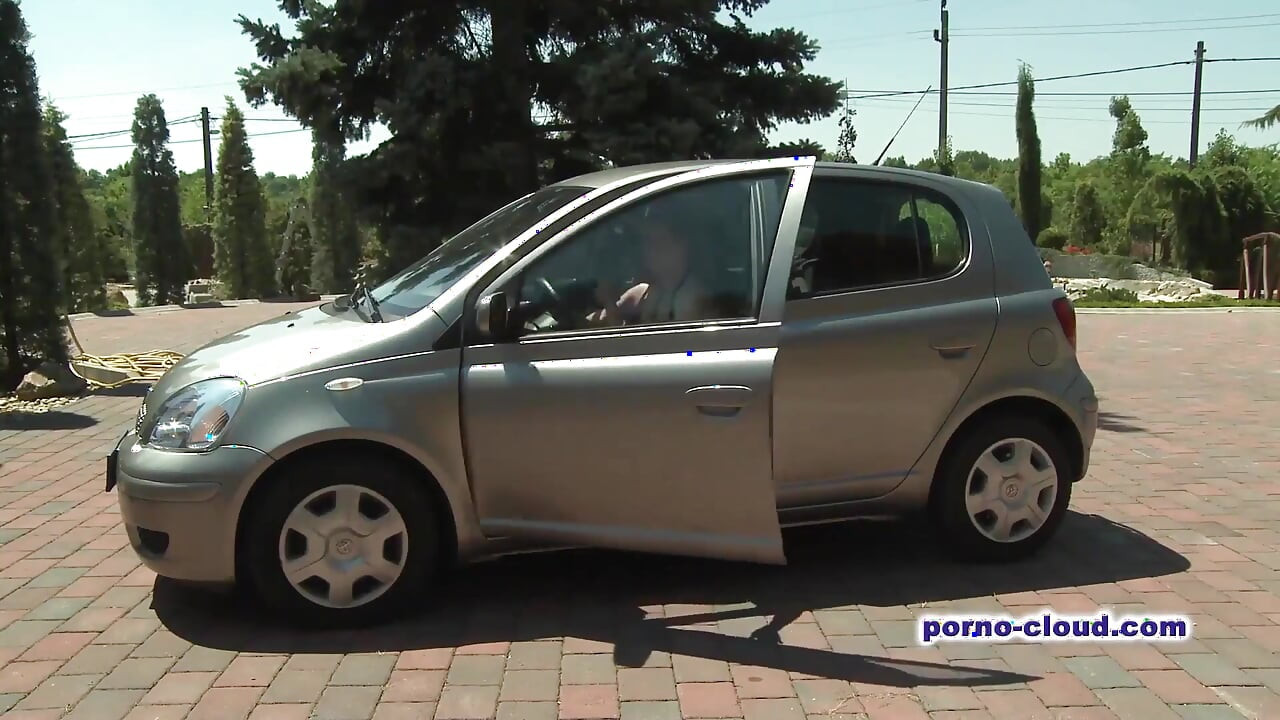 Moja przyjaciółka z dużymi cyckami