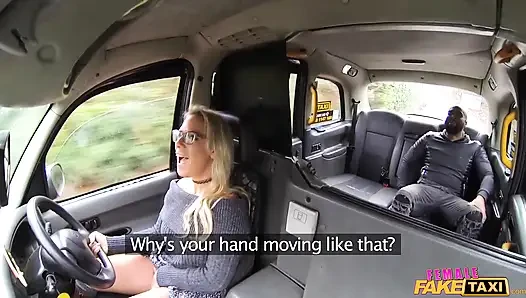 Female fake taxi - pantat supir ini dientot habis-habisan sama kontol besar pria kulit hitam