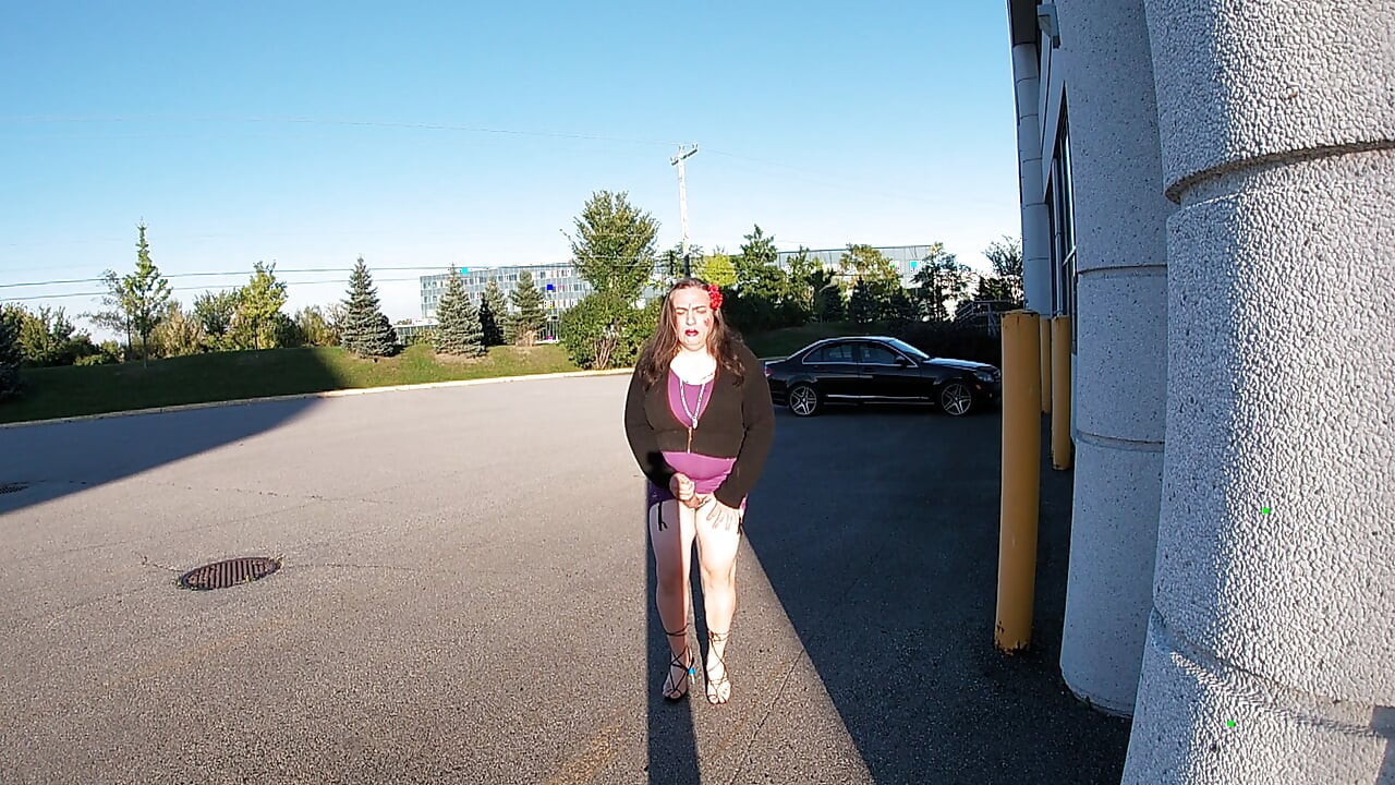 Sissy horny mature CD is outdoors for an afternoon masturbation