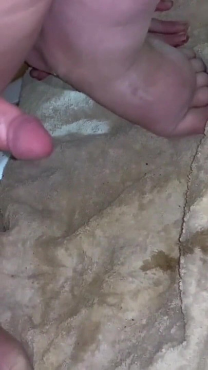 Squatting and Pissing With Big Hard Dick Compilation 2 | Clip 1