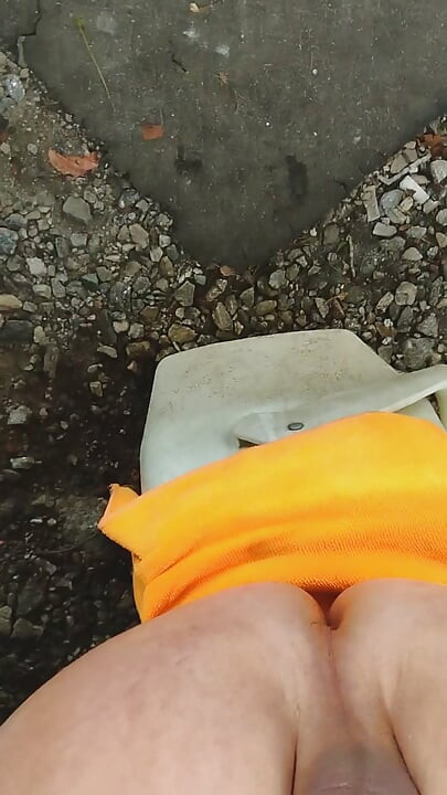 Na otvorenom i u javnosti razmećući se