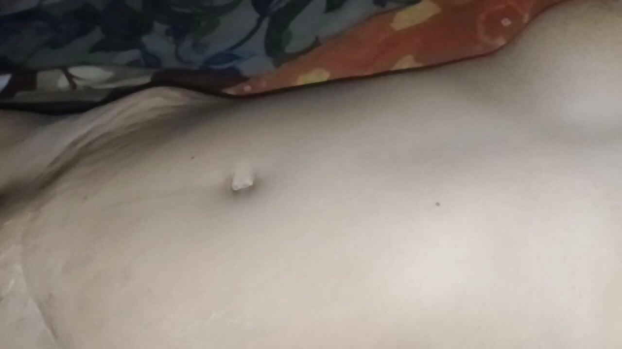 night mai bhabhi ke boobs dabye full part enjoy