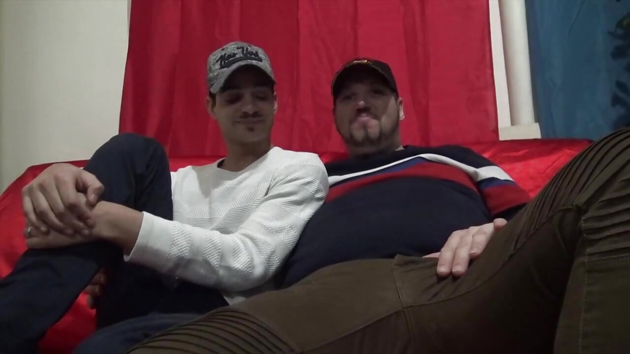 Sam fucked bareback by sexy bear dominant