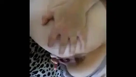 755 - amatör sarışın, sürtük, domaltmalı, oral seks, göt yalama, saten iç çamaşırı, külot, sikiş