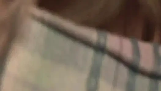 Блондинки-шлюшки поглощают мокрые киски в экстатической безумии