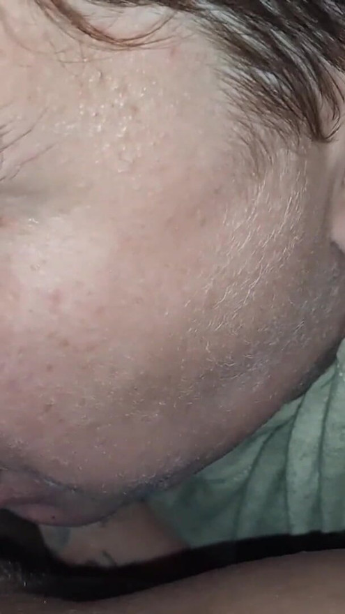 Eating my girl friend pussy til she nut in my mouth | Clip 1